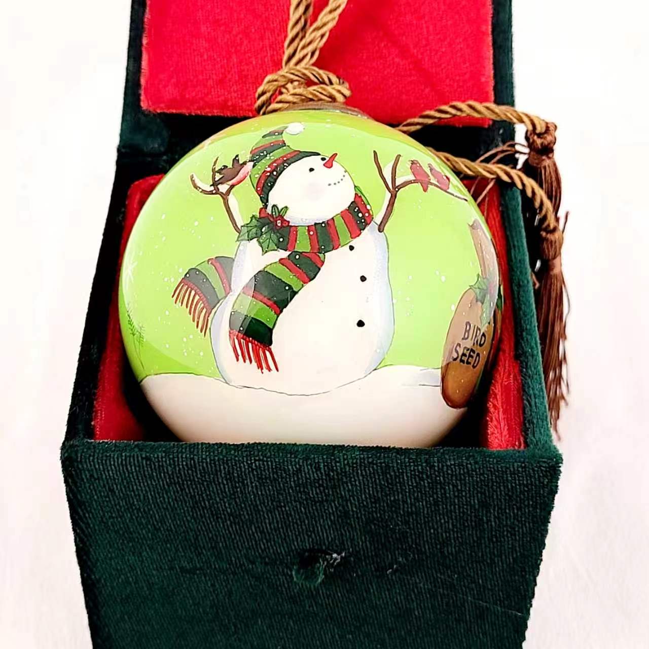 Snowman Feeds Birds product view 5