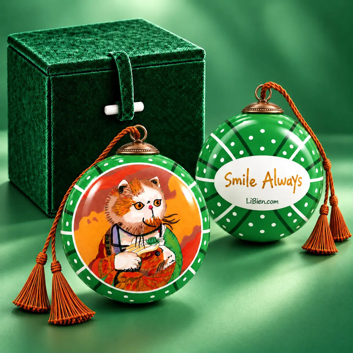 Mona Lisa's Cat in Green — Inside-Painted Glass Ornament